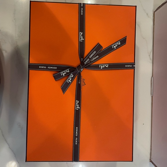 SOLD! 🎉🎉Hermes Chypre size 38 Bleu Celeste NWT - Picture 8 of 13